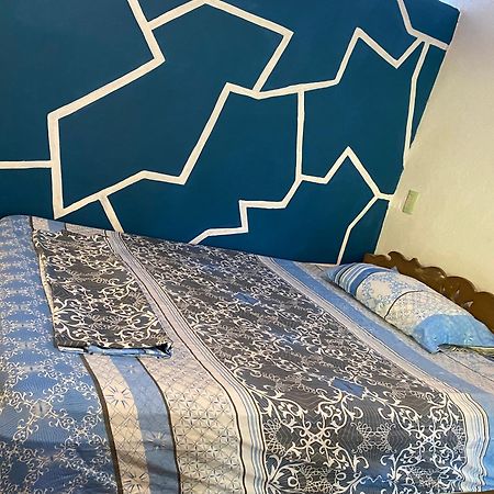 Hostal Mar De Fondo Зиполите Екстериор снимка
