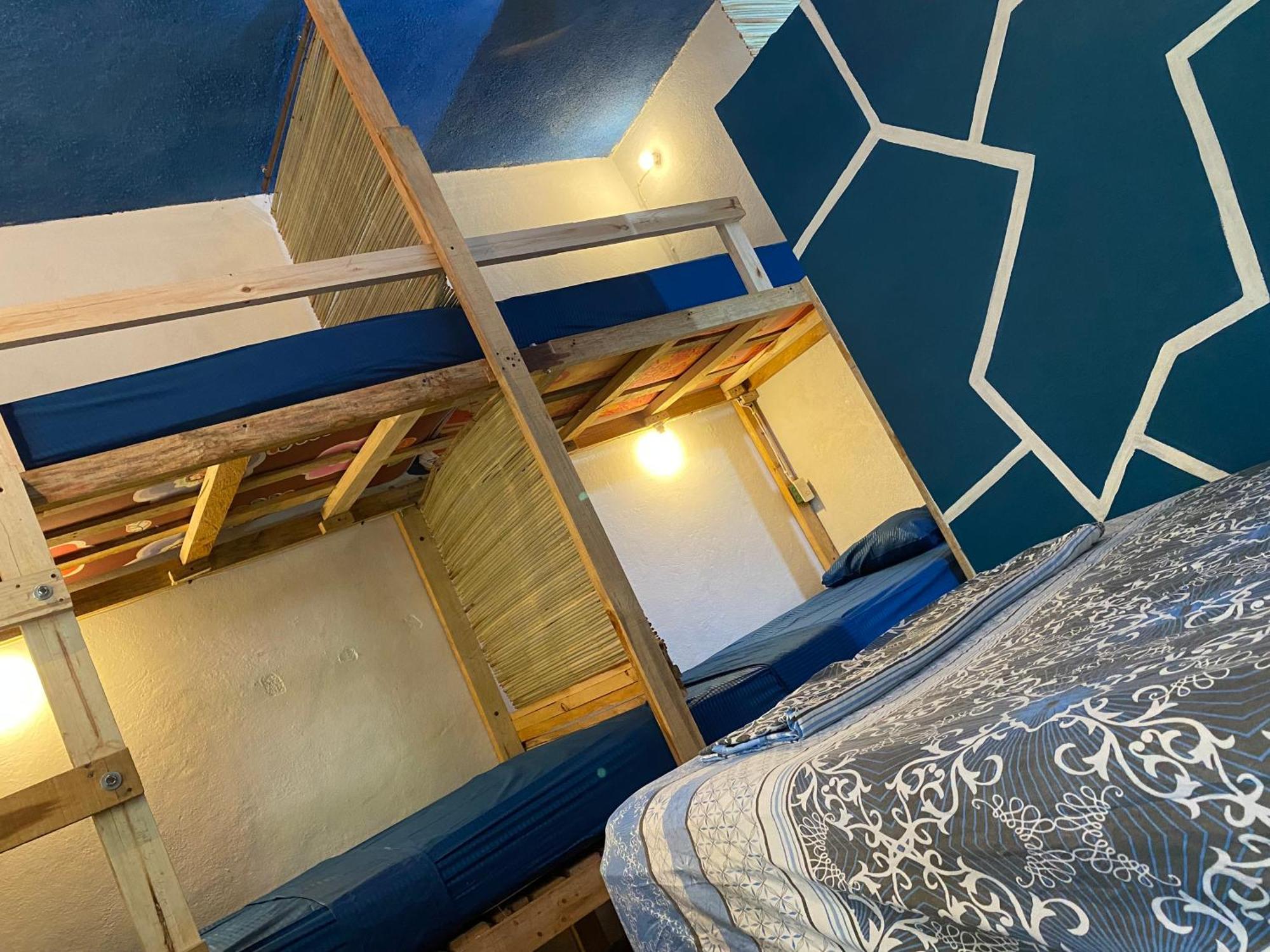 Hostal Mar De Fondo Зиполите Екстериор снимка
